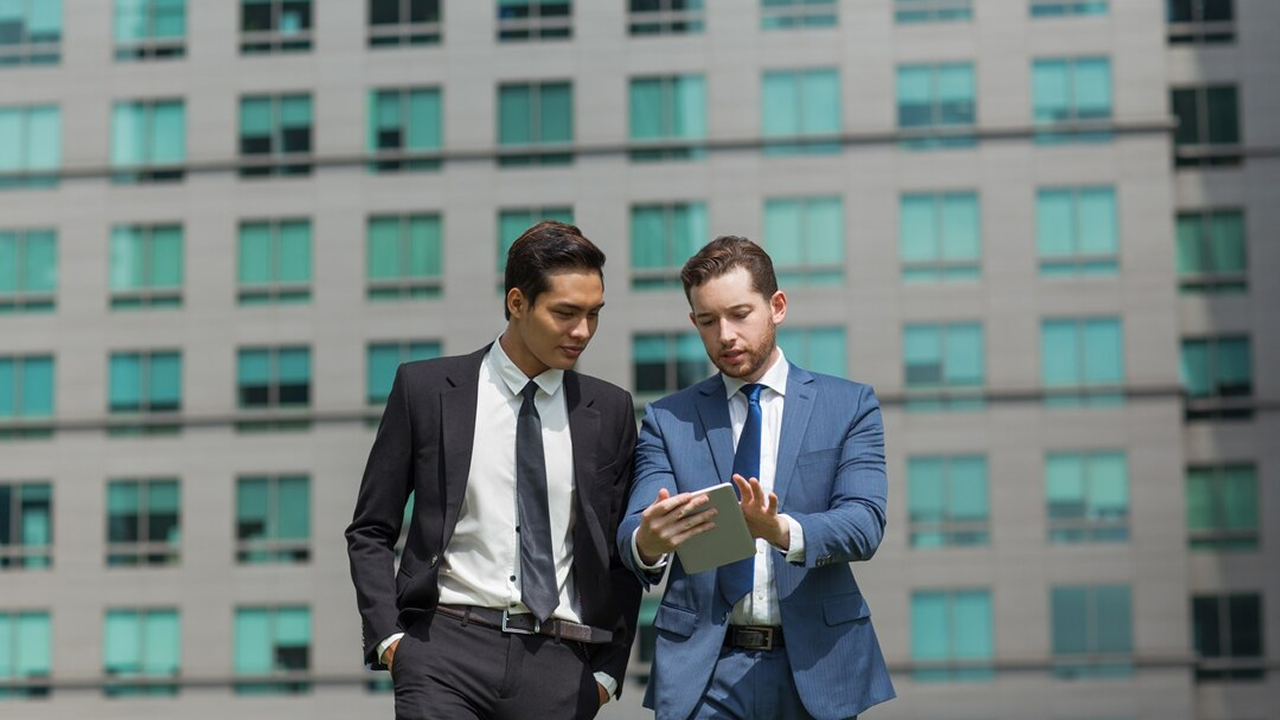 How Contractors Can Build Better B2B Partnerships